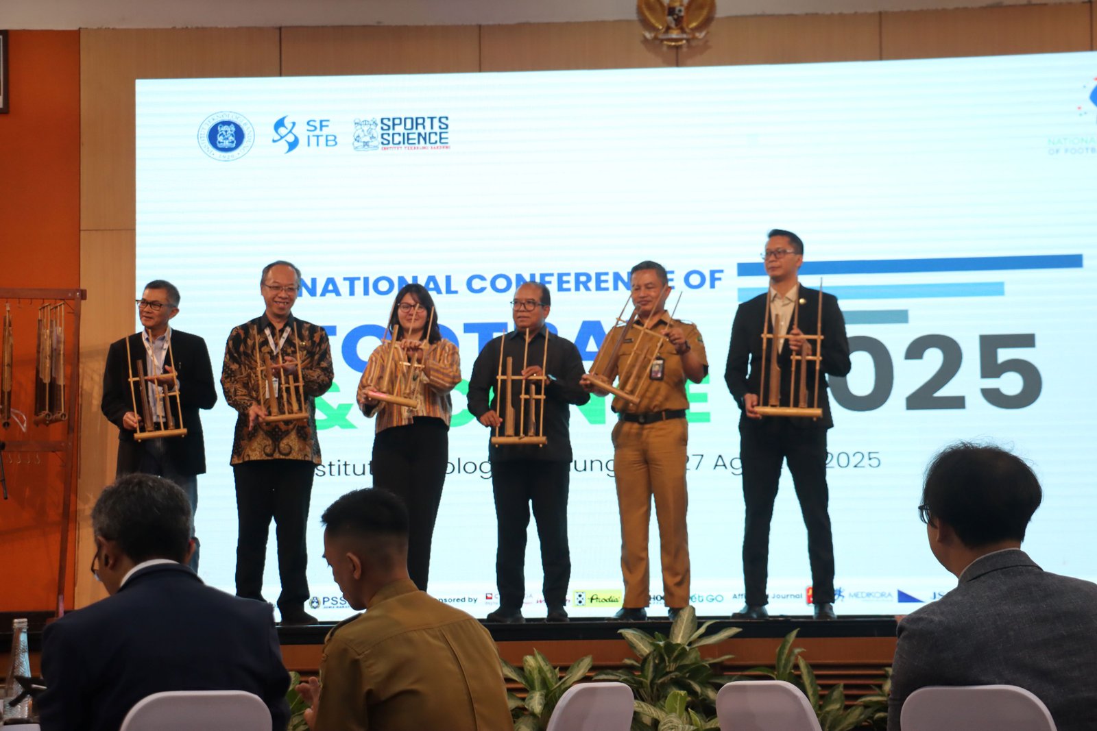 Football & Science Conference